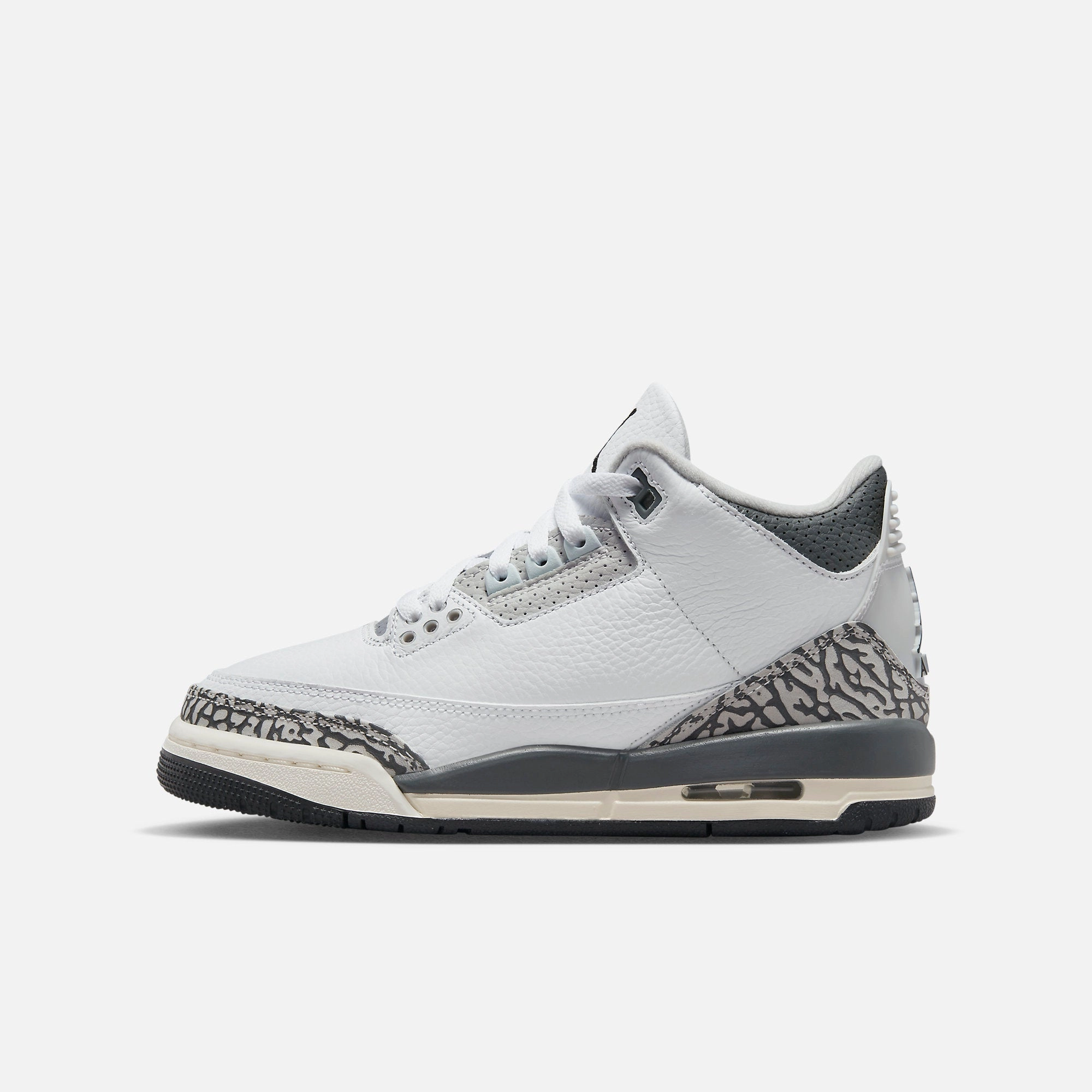 (GS) Air Jordan 3 Retro 'Hide N Sneak' (2023) DX6665-100 cool and clean free to move