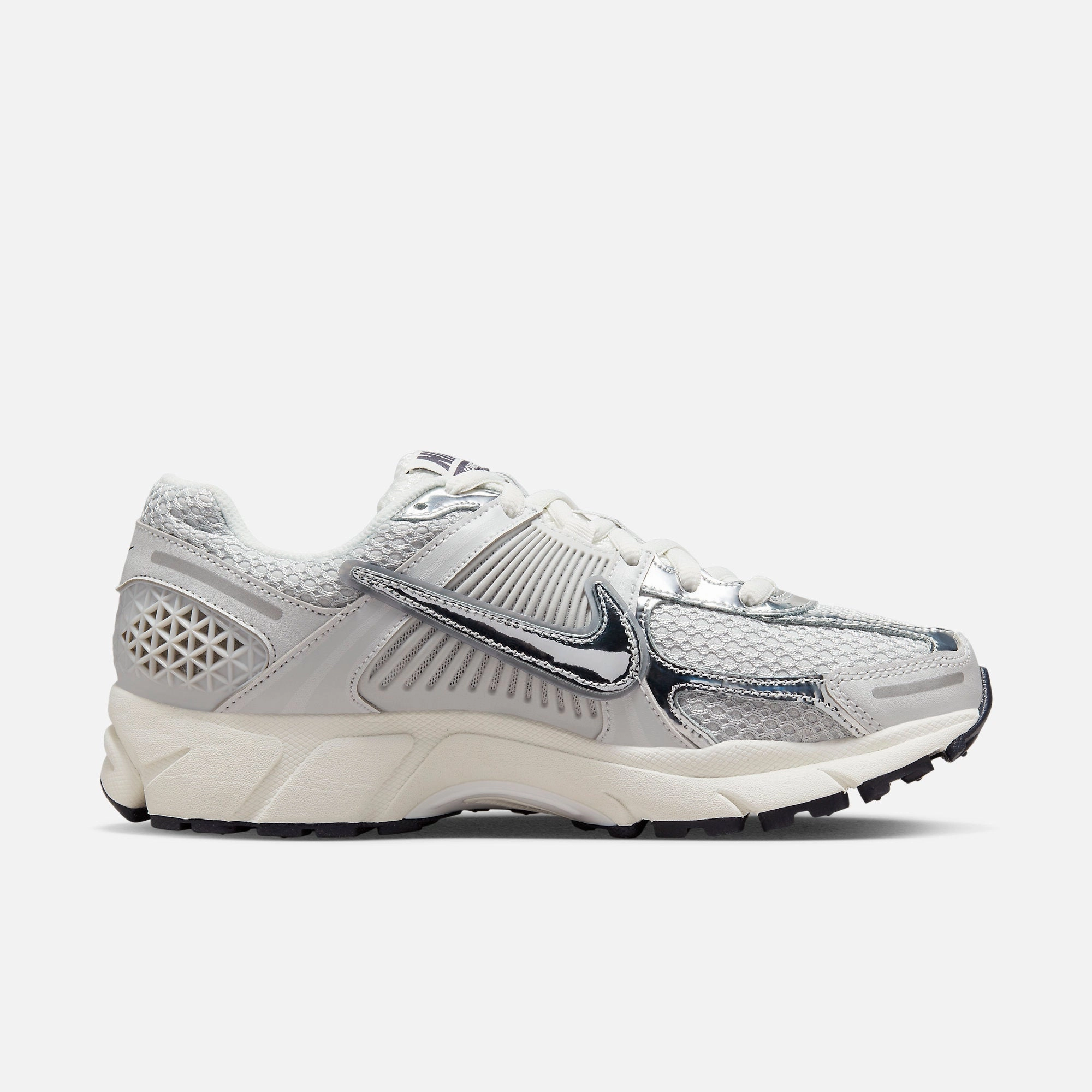 (Women's) Nike Zoom Vomero 5 'Photon Dust / Metallic Silver' (2023) FD0884-025 modular motionwear