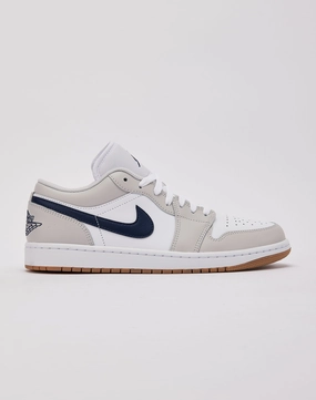Activewear gear Jordan Air Jordan 1 Low Budget - friendly fashion