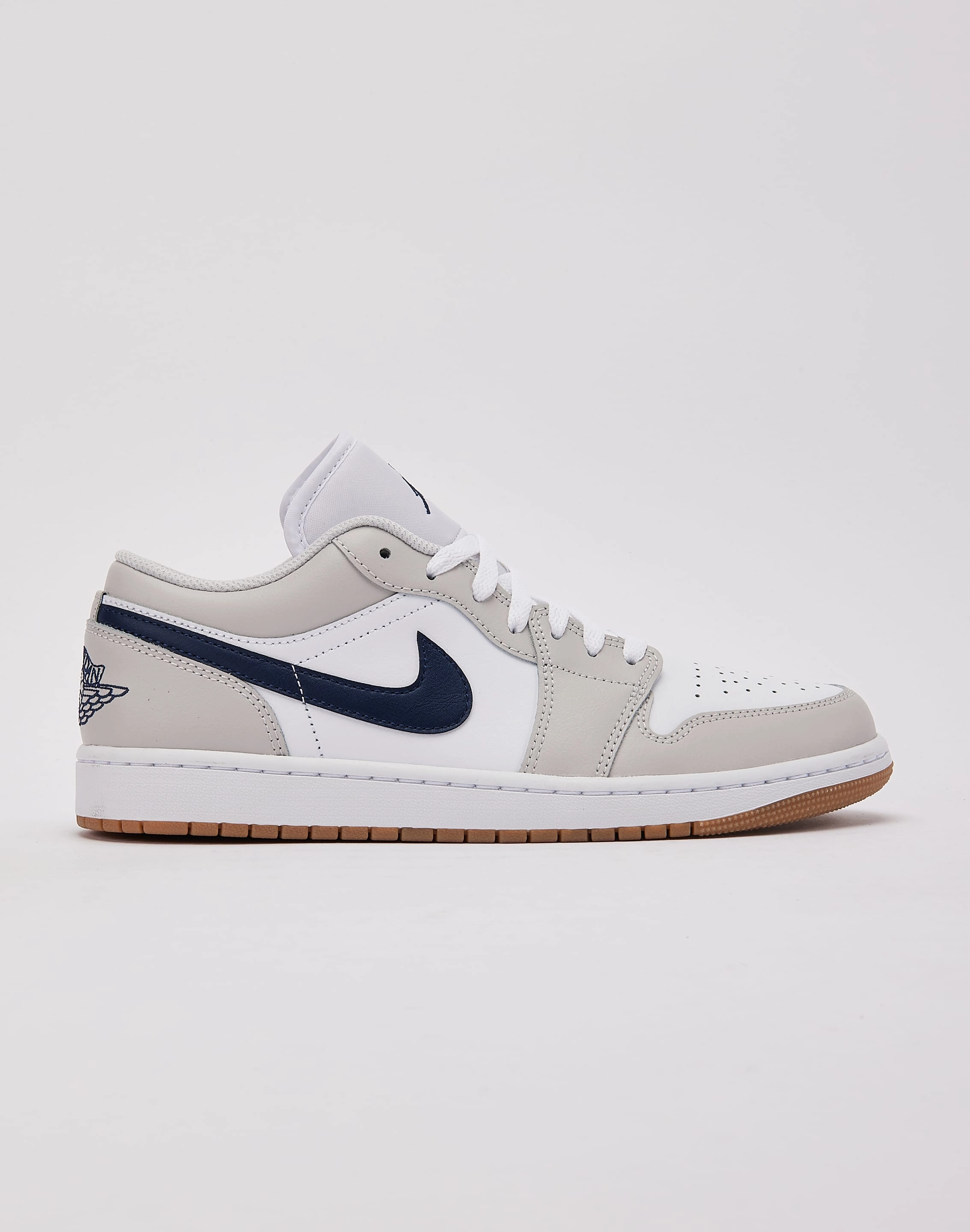 Activewear gear Jordan Air Jordan 1 Low Budget - friendly fashion