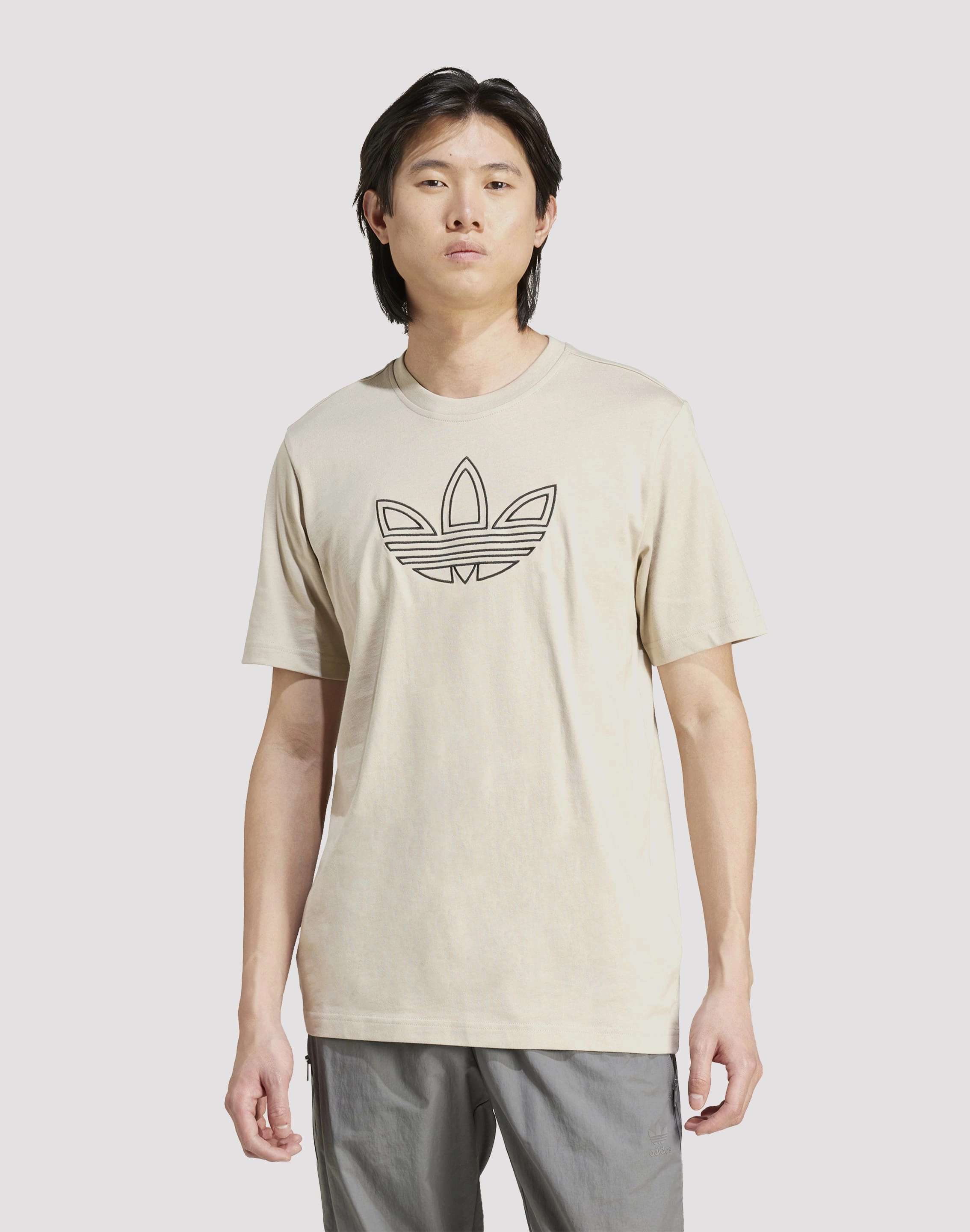 Adidas Outlined Trefoil Tee Fashion models Fashion influencers' recommendations