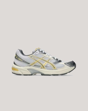 Beaded fashion items Asics GEL-1130 Recycled fashion materials