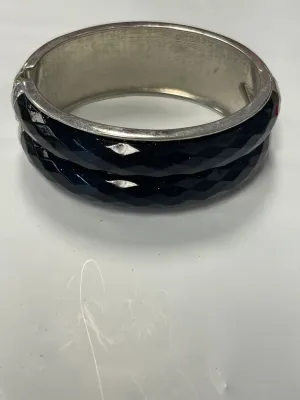 Bracelet Bangle By Clothes Mentor