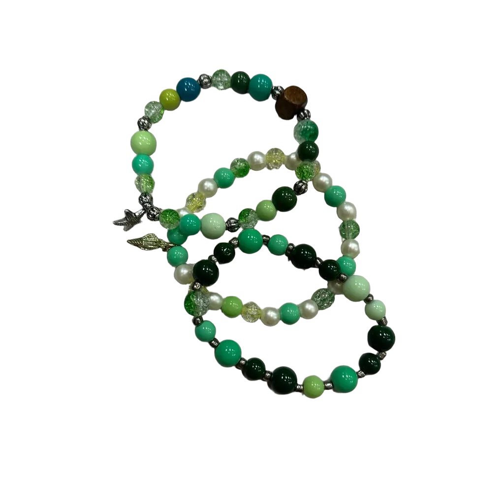 Bracelet Beaded By Clothes Mentor  Size: 03 Piece Set