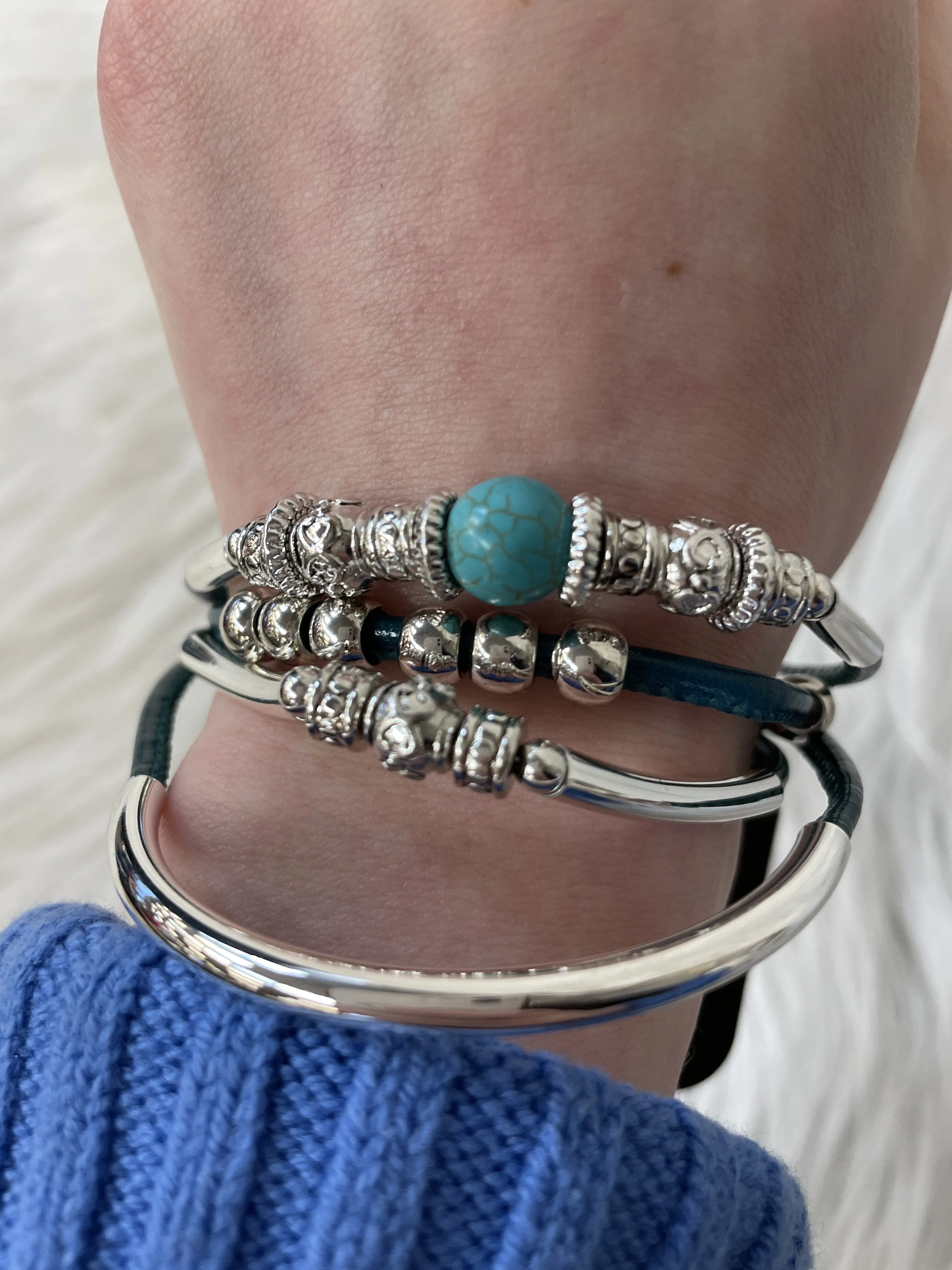 Bracelet Other By Clothes Mentor