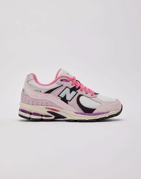Business casual wear New Balance 2002R Embroidered fashion