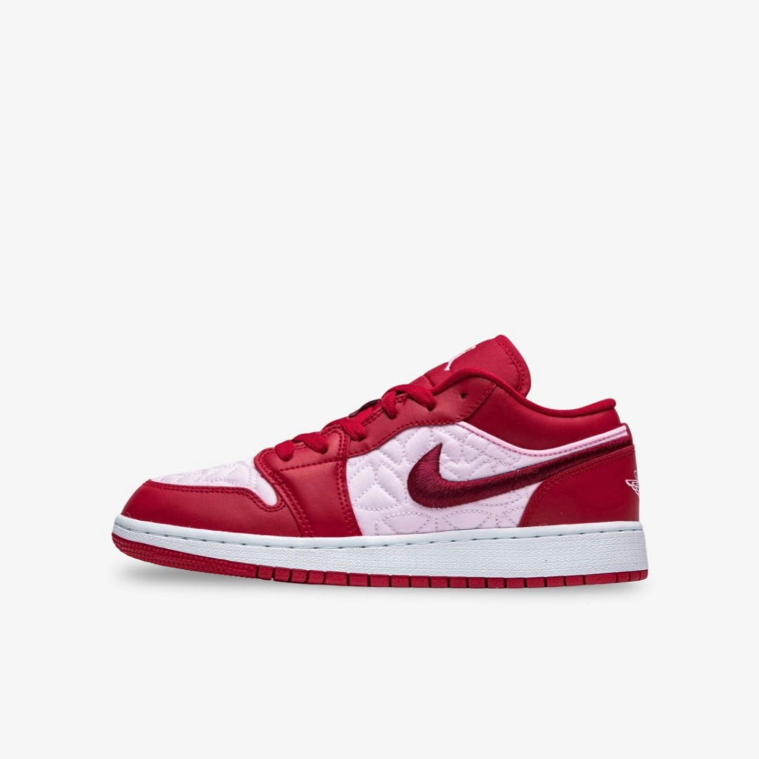 calm crafted (GS) Air Jordan 1 Low SE 'Red Quilt / Valentine's Day' (2020) DB3621-600 quiet fit