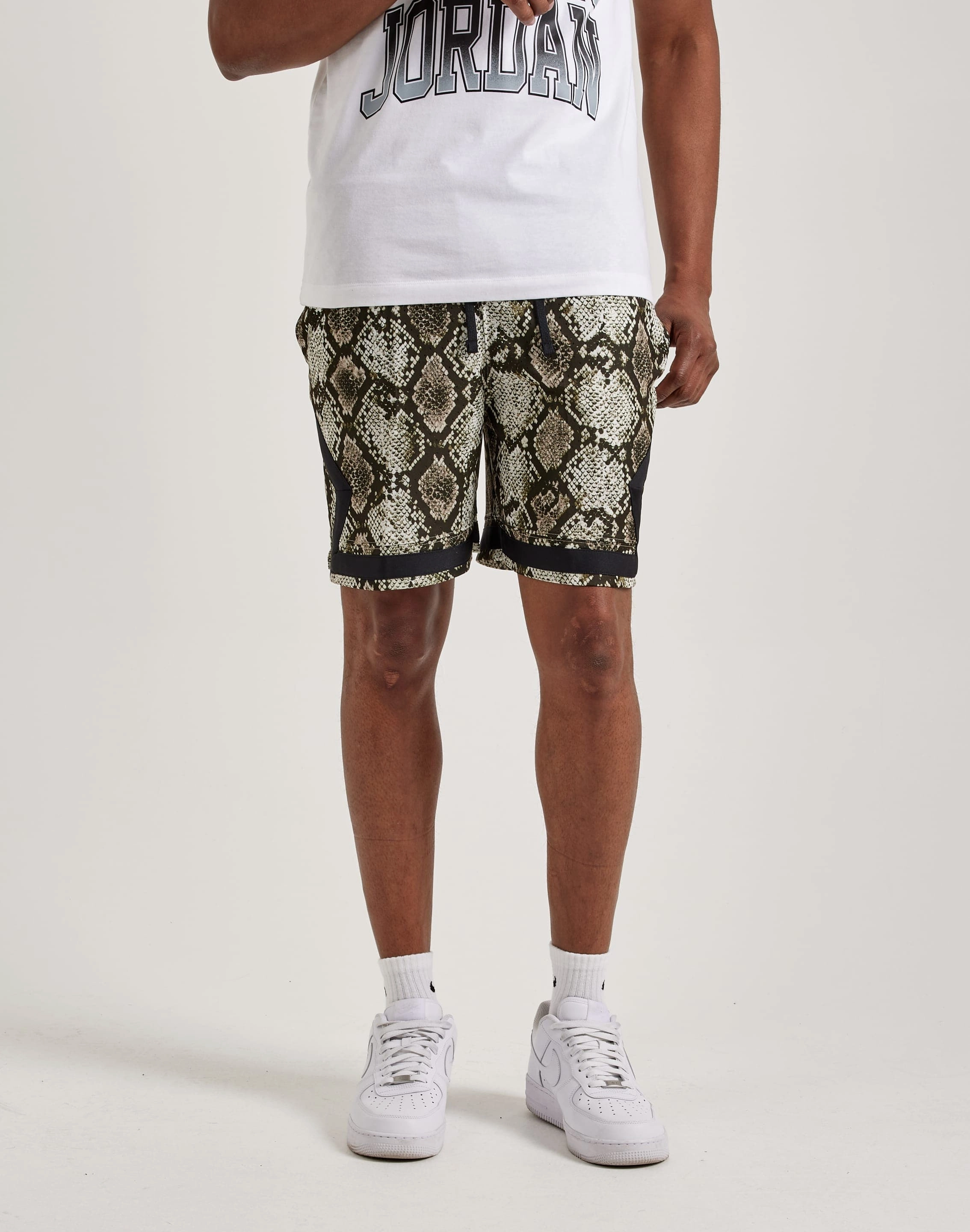 Classic fashion pieces Jordan Dri-FIT Sport Mesh Diamond Shorts Stylish products