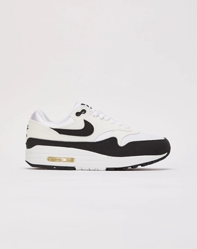 Classic fashion pieces Nike Air Max 1 Wardrobe staples