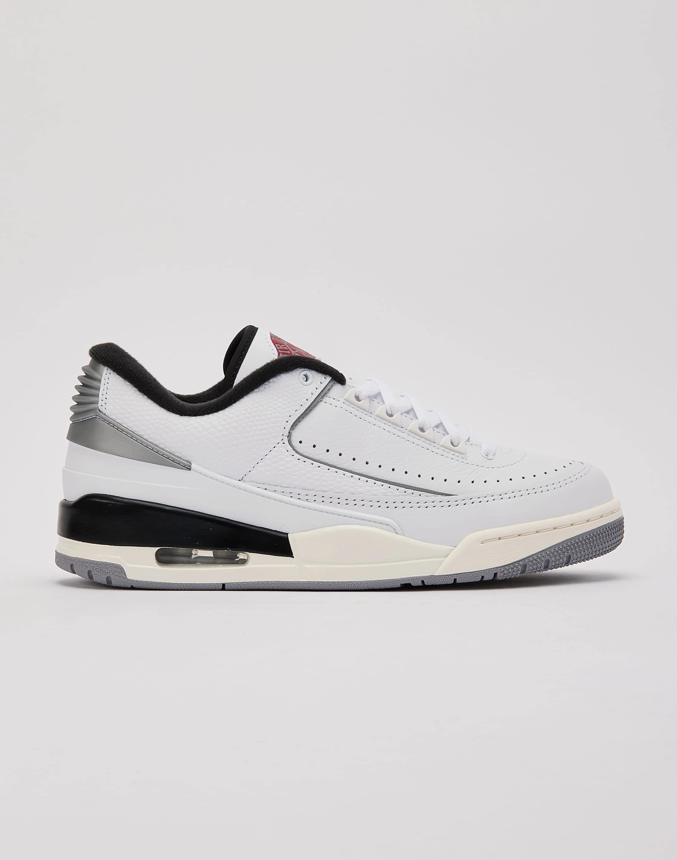 Clothing assortments Jordan 2/3 Fashion labels