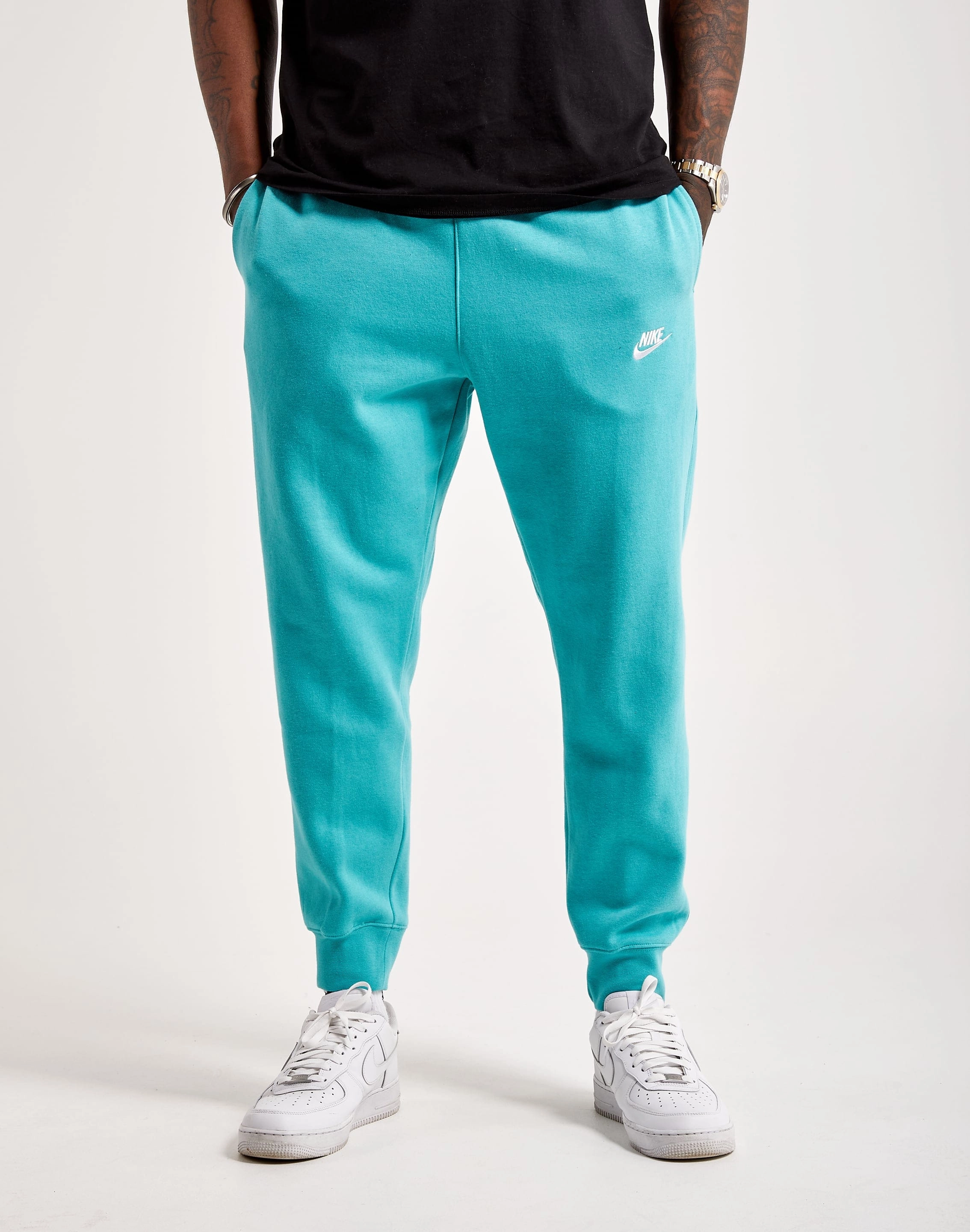 Clothing assortments Nike Nsw Club Fleece Jogger Outerwear options