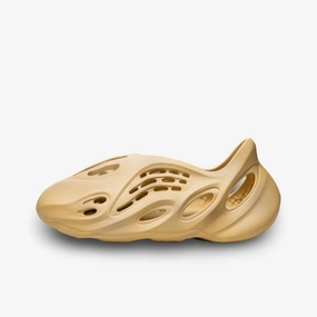 cool and essential (Men's) adidas Yeezy Foam Runner 'Desert Sand' (2022) GV6843 crafted to wear