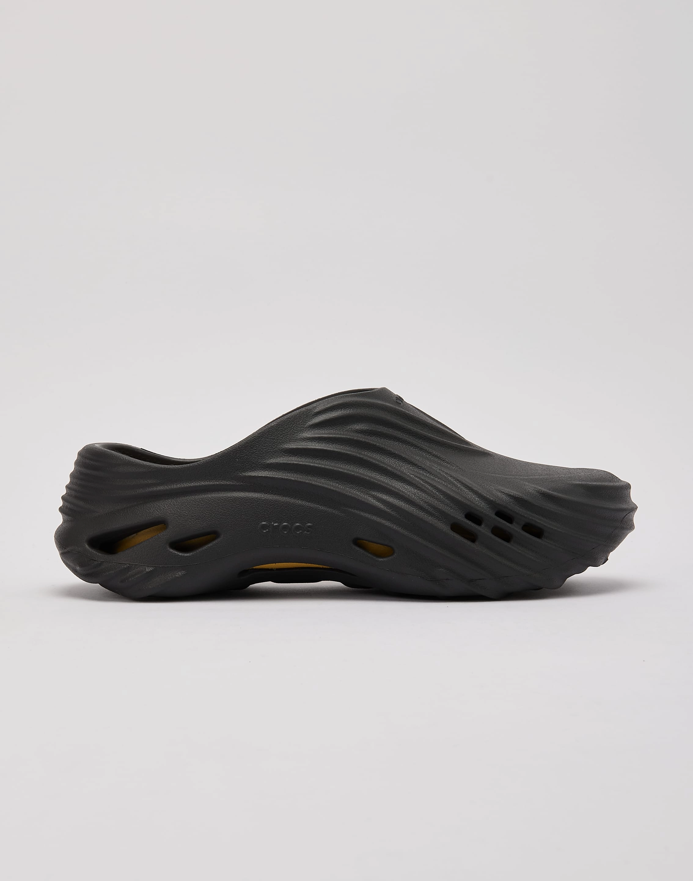 Crocs Echo Wave Fashion technology Business casual wear