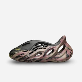dayflow gear (Men's) adidas Yeezy Foam Runner 'MX Carbon' (2022) IG9562 everyday ease