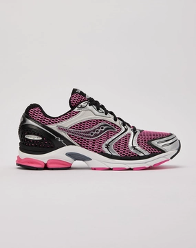 Designer fashion items Saucony ProGrid Triumph 4 Athleisure fashion