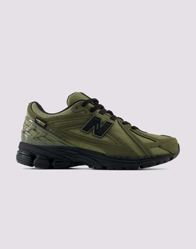 Everyday wear New Balance 1906R Athleisure fashion