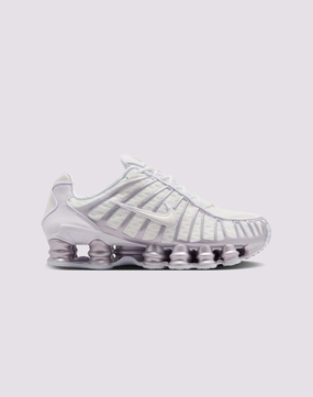 Fashion accessories Nike Shox TL Sustainable fashion practices