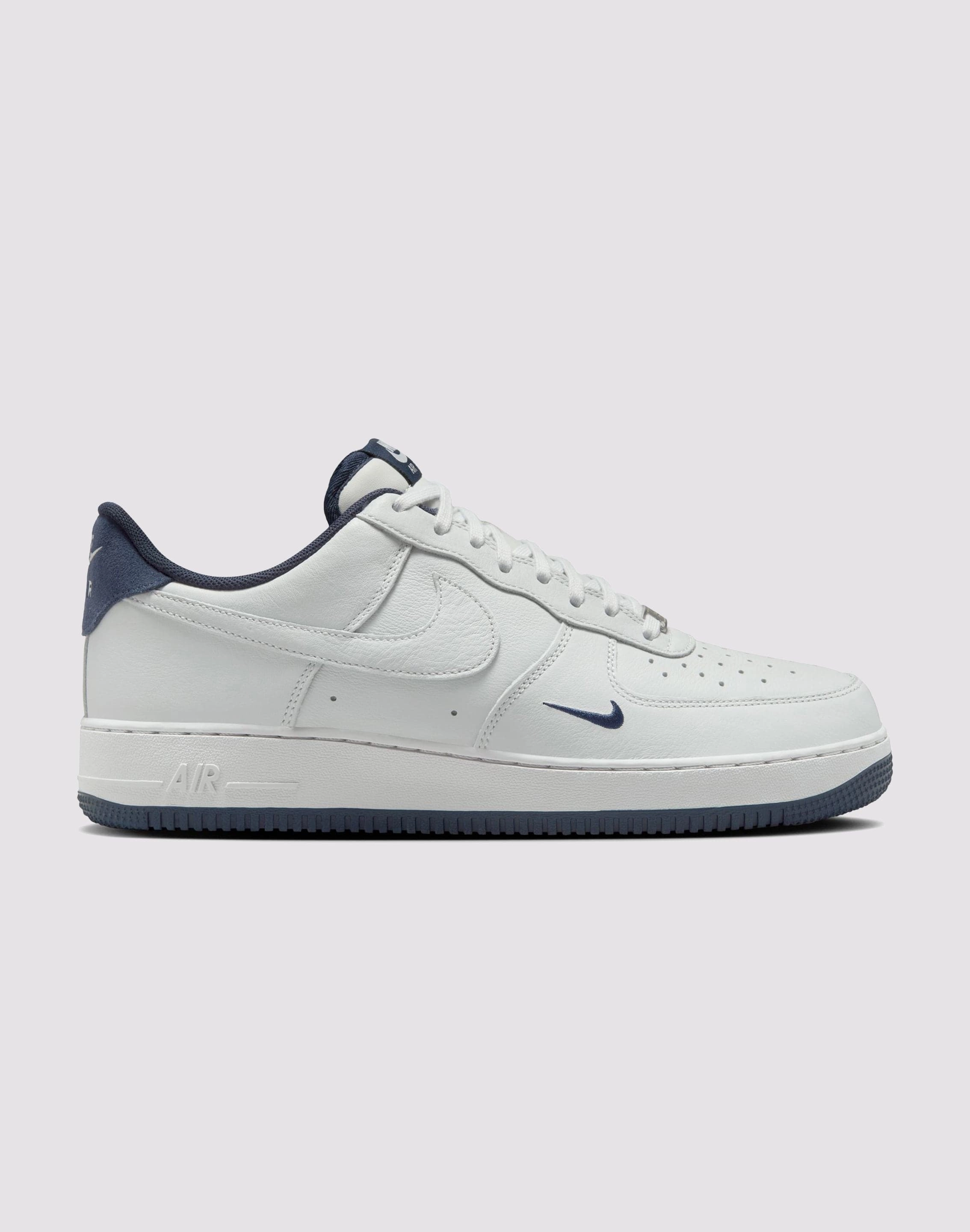 Fashion advice Nike Air Force 1 '07 LV8 Fashion bloggers' picks
