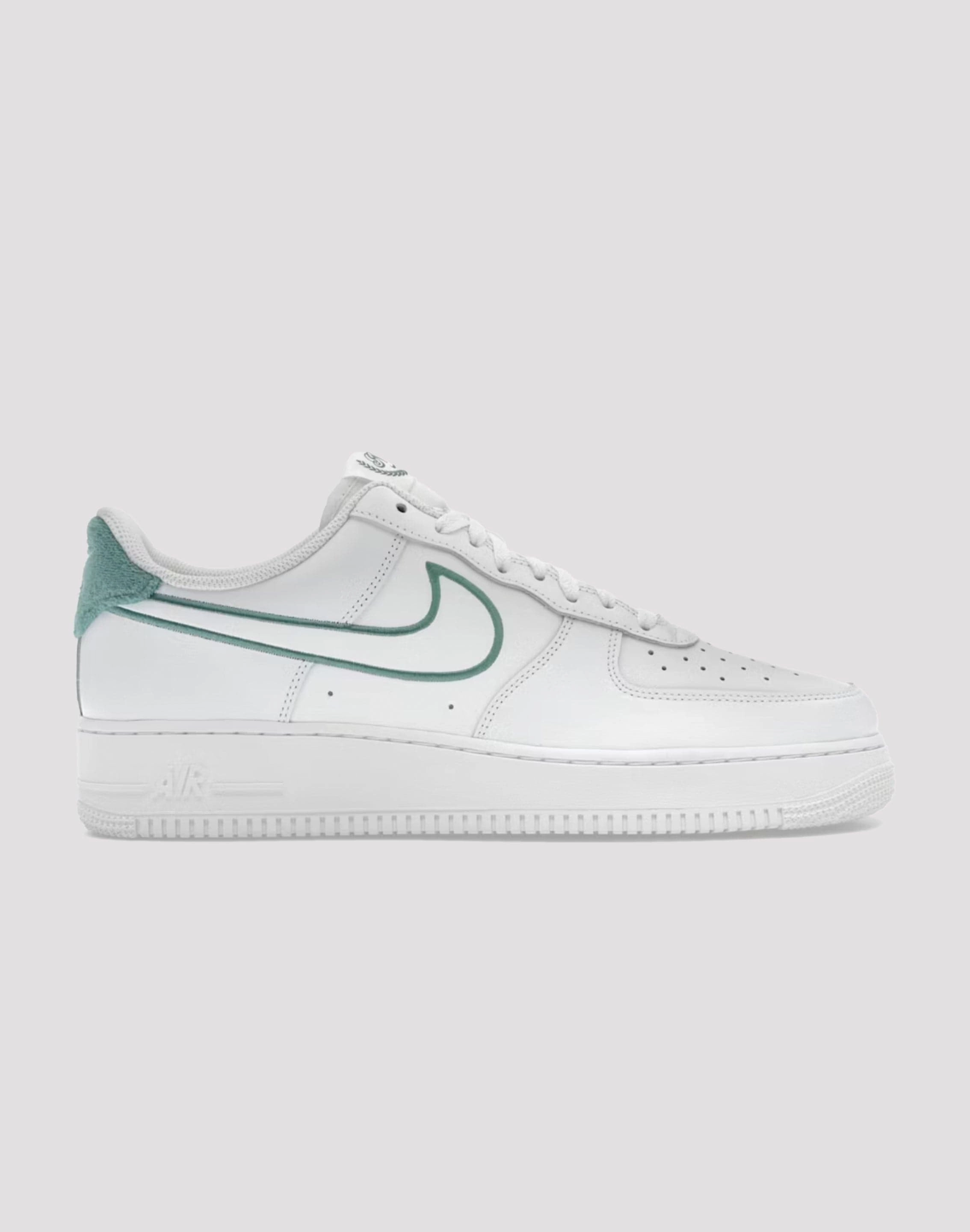 Fashion boutiques Nike Air Force 1 Low LV8 Comfortable apparel