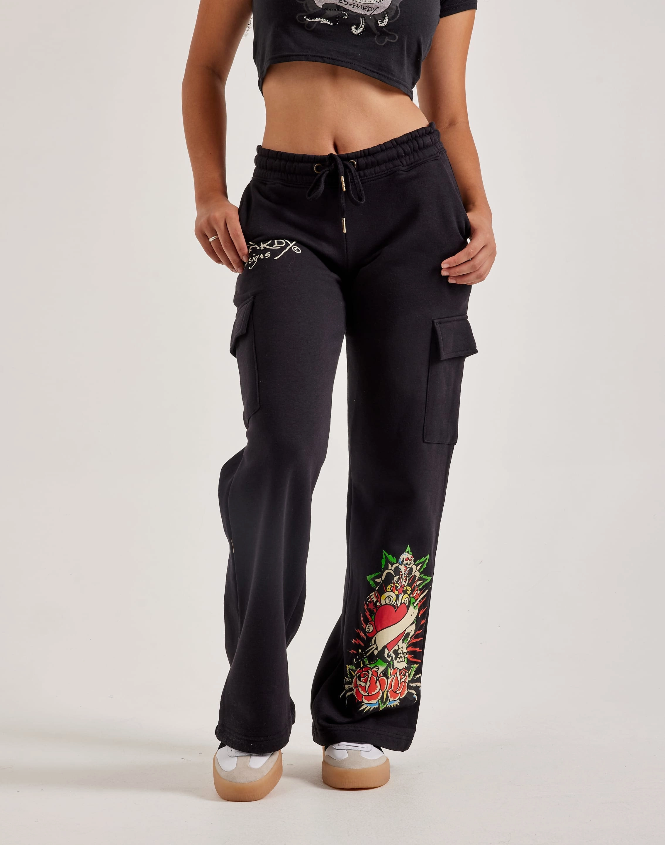 Fashion brands Ed Hardy Rose Skull Fleece Cargo Pants Fashion archives