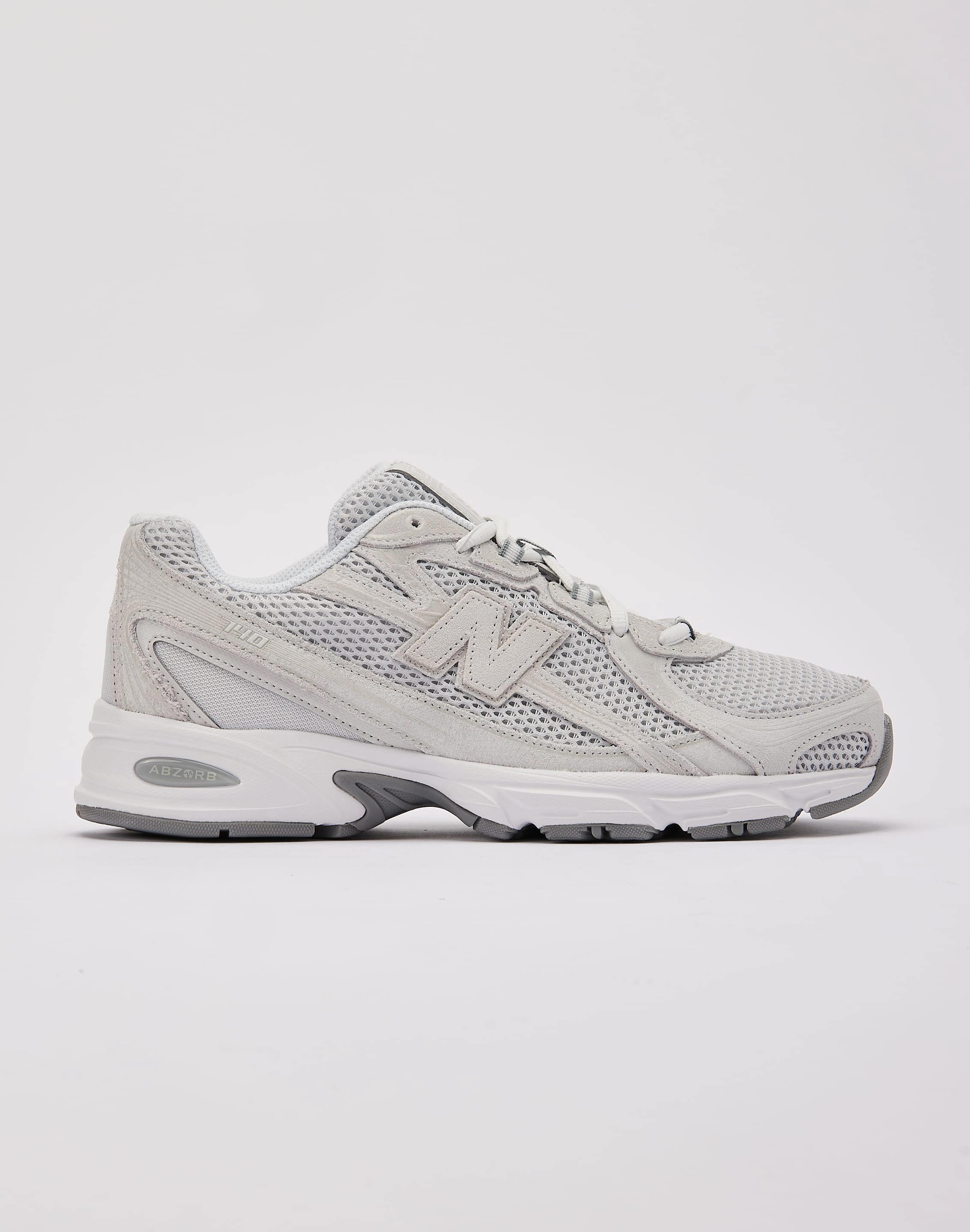 Fashion care (washing, ironing, etc.) New Balance 740 Fashion collections