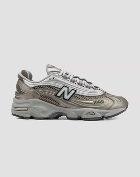 Fashion exhibitions New Balance 1000 Organic fashion products