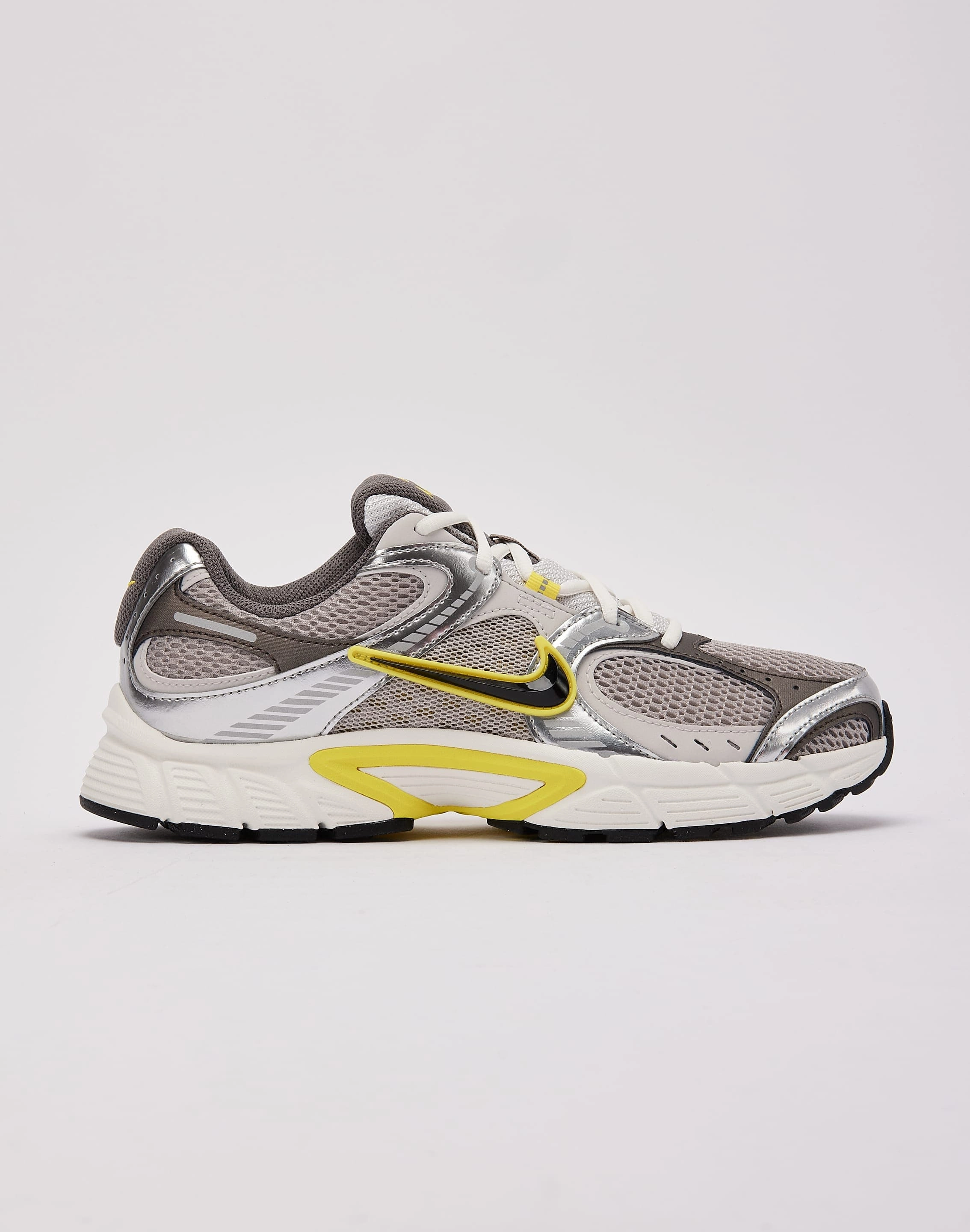 Fashion exhibitions Nike V5 RNR Embroidered fashion