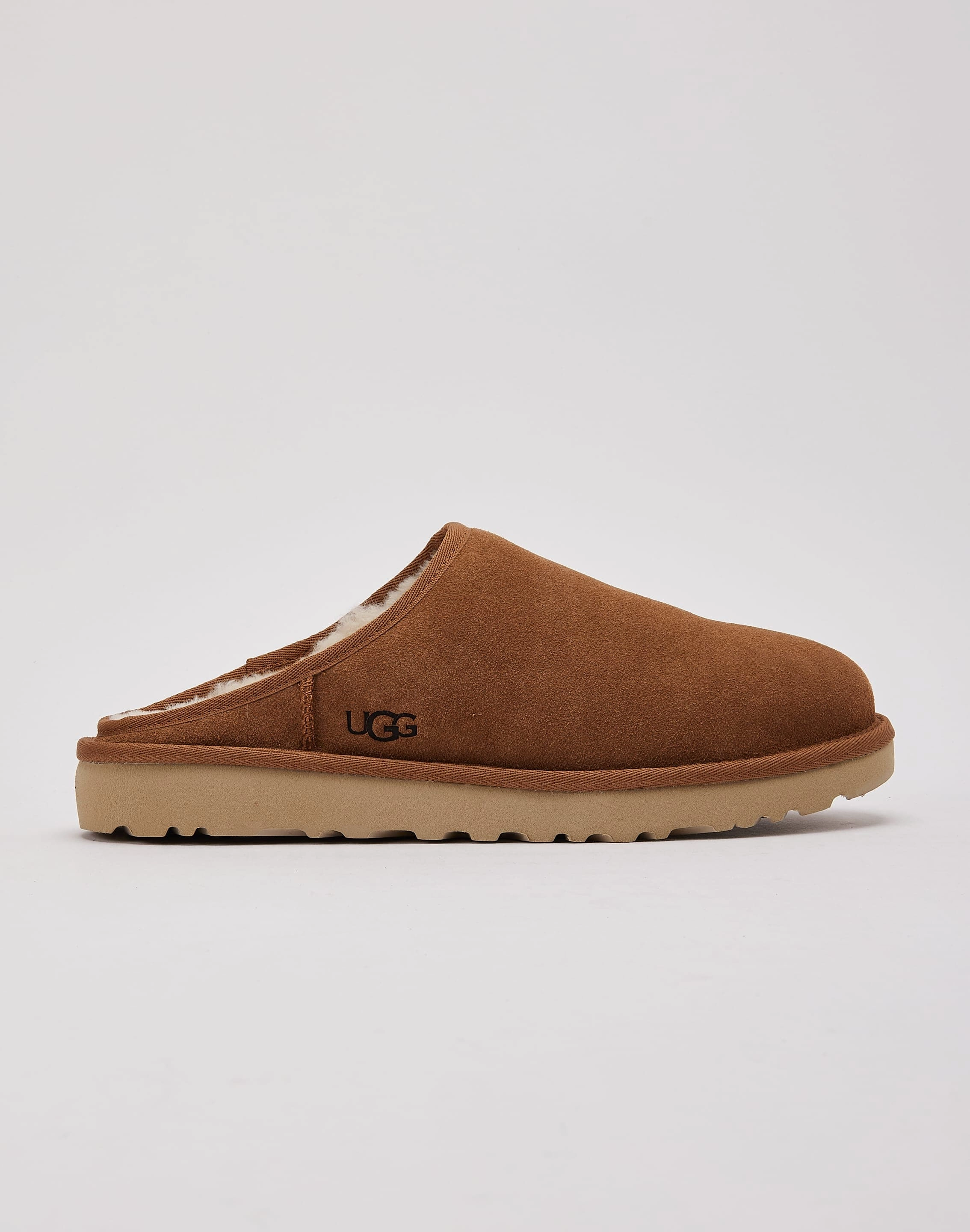Fashion for all ages UGG Classic Slip-On Comfortable apparel