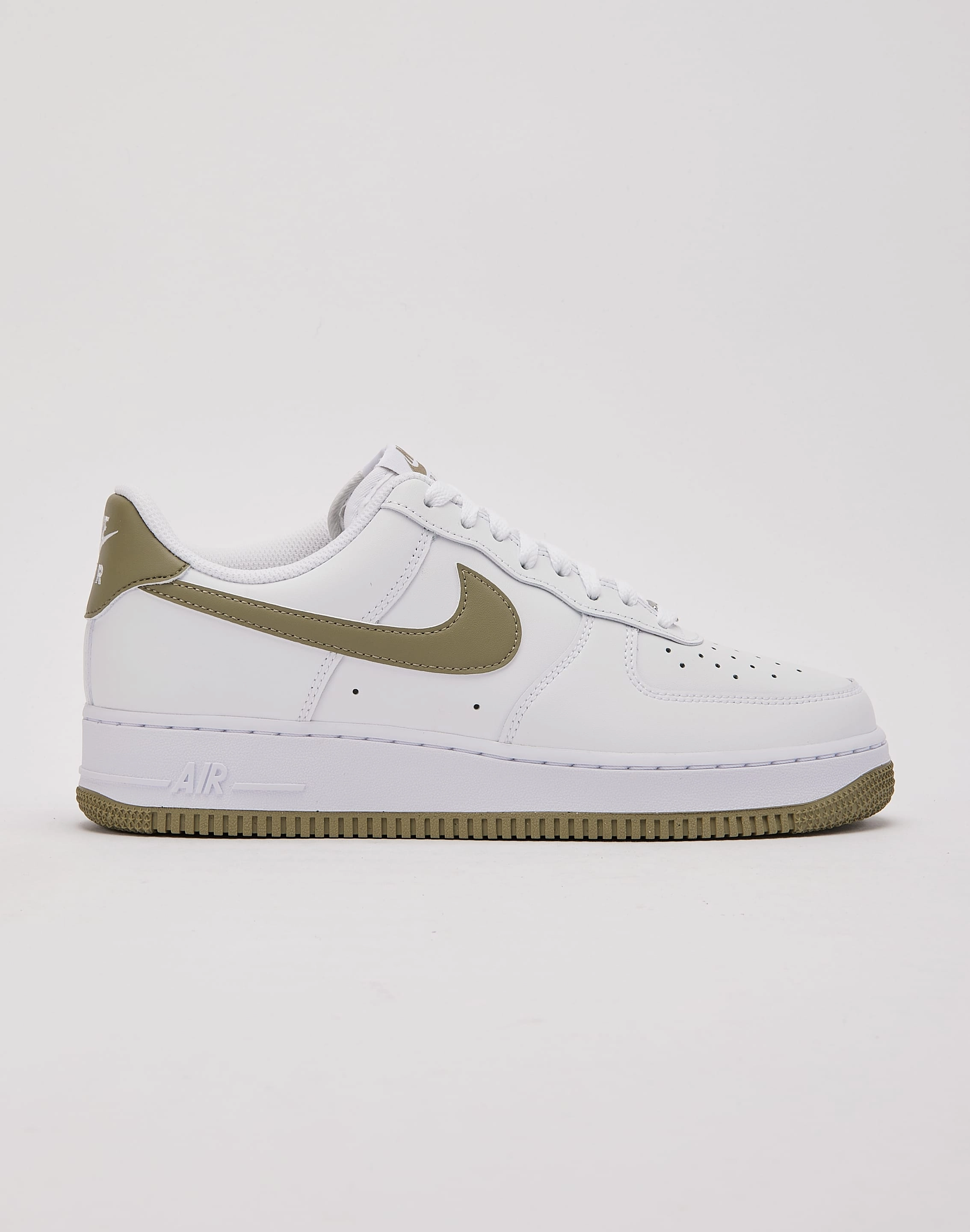 Organic fashion products Nike Air Force 1 Low '07 Fashion influencers' recommendations