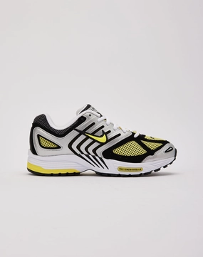 Fashion influencers' recommendations Nike Air Pegasus 2005 Classic fashion pieces