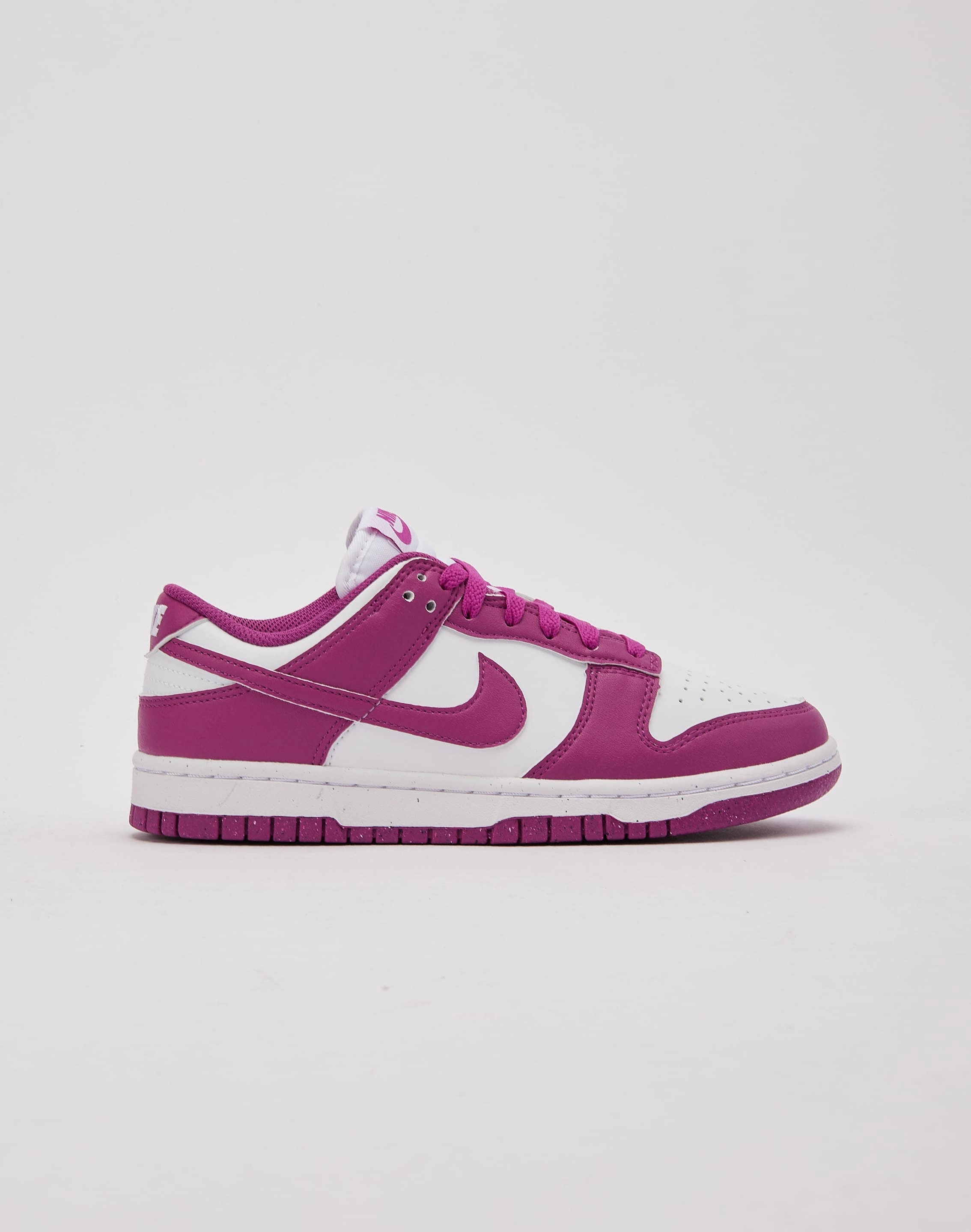 Fashion influencers' recommendations Nike Dunk Low Next Nature Suede - finished fashion