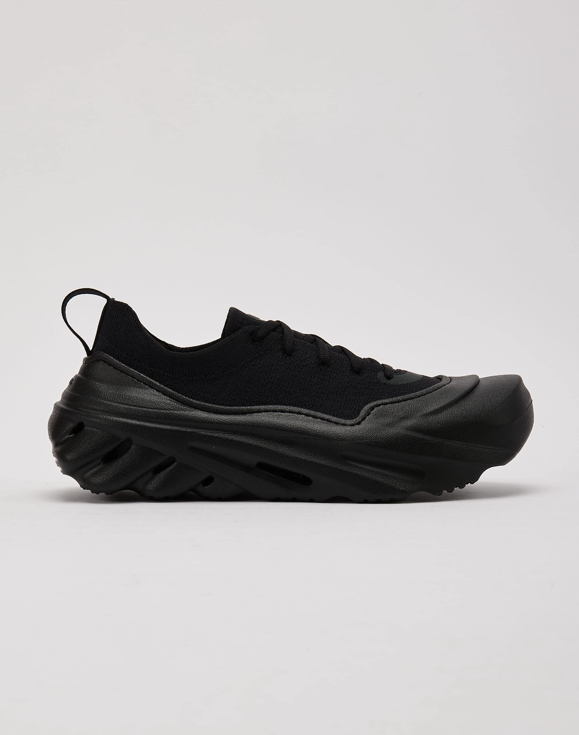 Fashion models Crocs Echo Surge Casual wear options