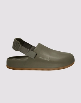 Fashion rental Nike Calm Mule Fashion trends by region