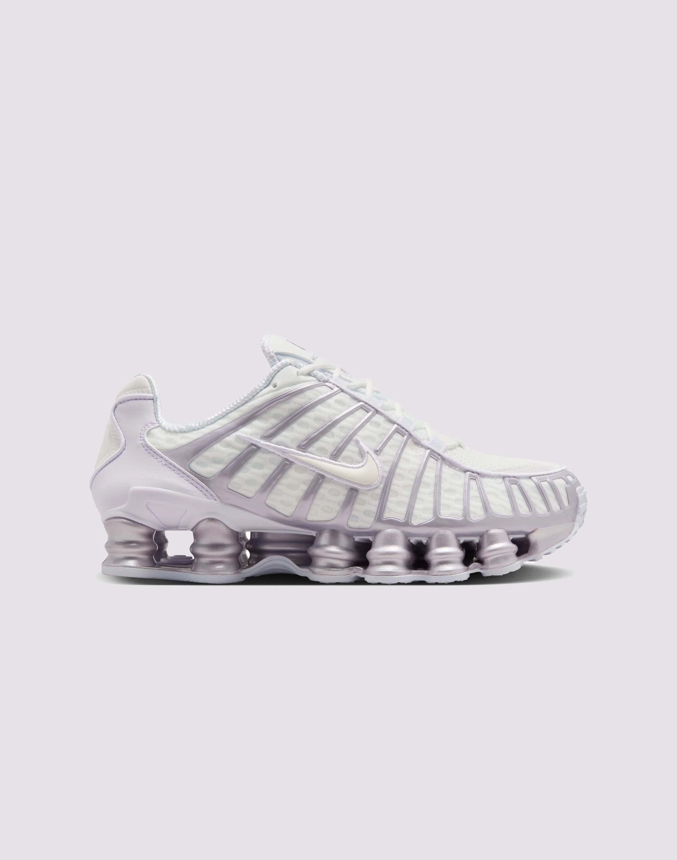 Fashion shows Nike Shox TL Fashion-forward items