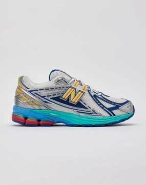 Fashion sizes New Balance 1906R 'Moon Sign' Apparel finds