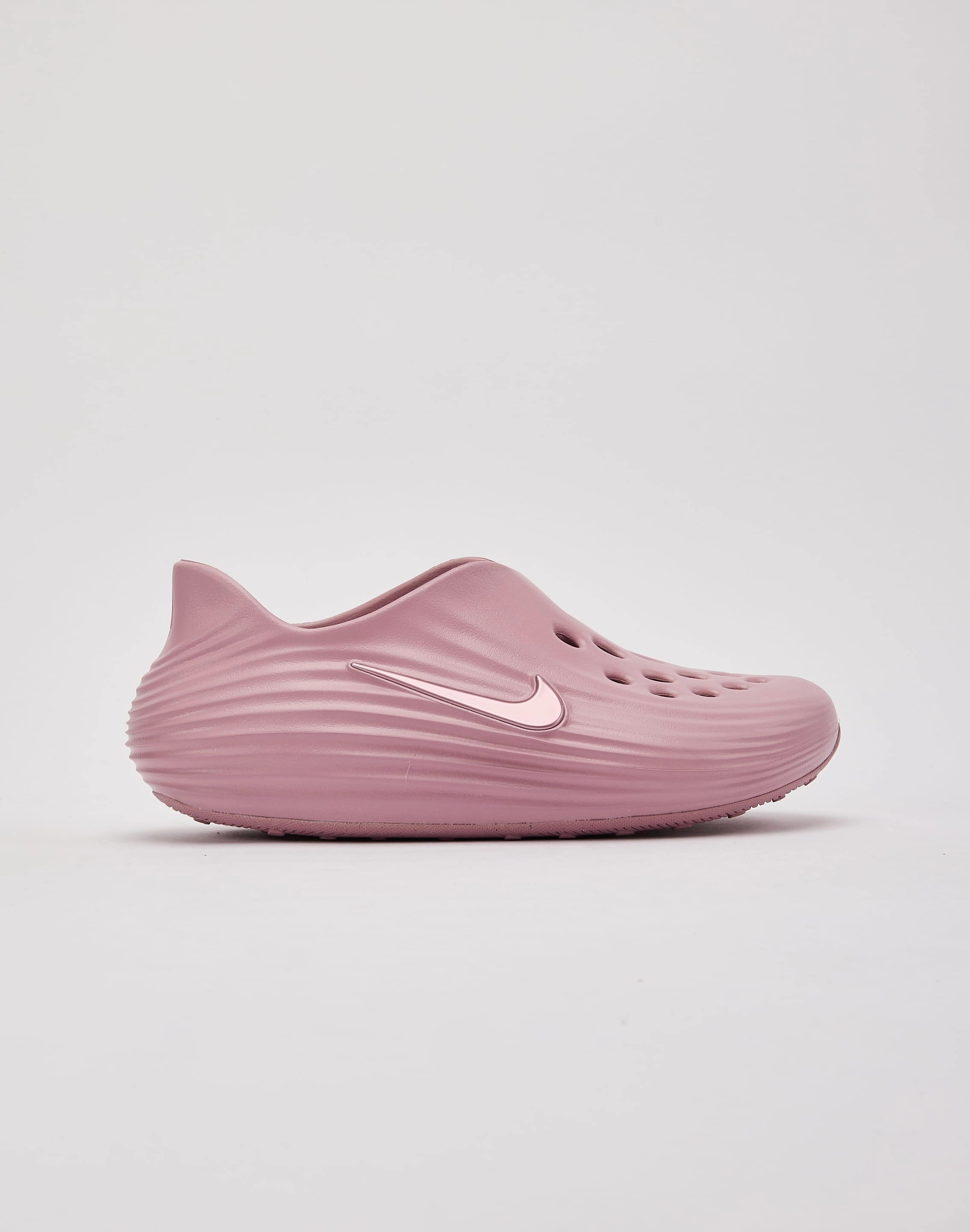 Fashion sizes Nike ReactX Rejuven8 Party wear