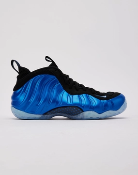 Fashion trends by region Nike Air Foamposite One 'Royal' Wardrobe staples