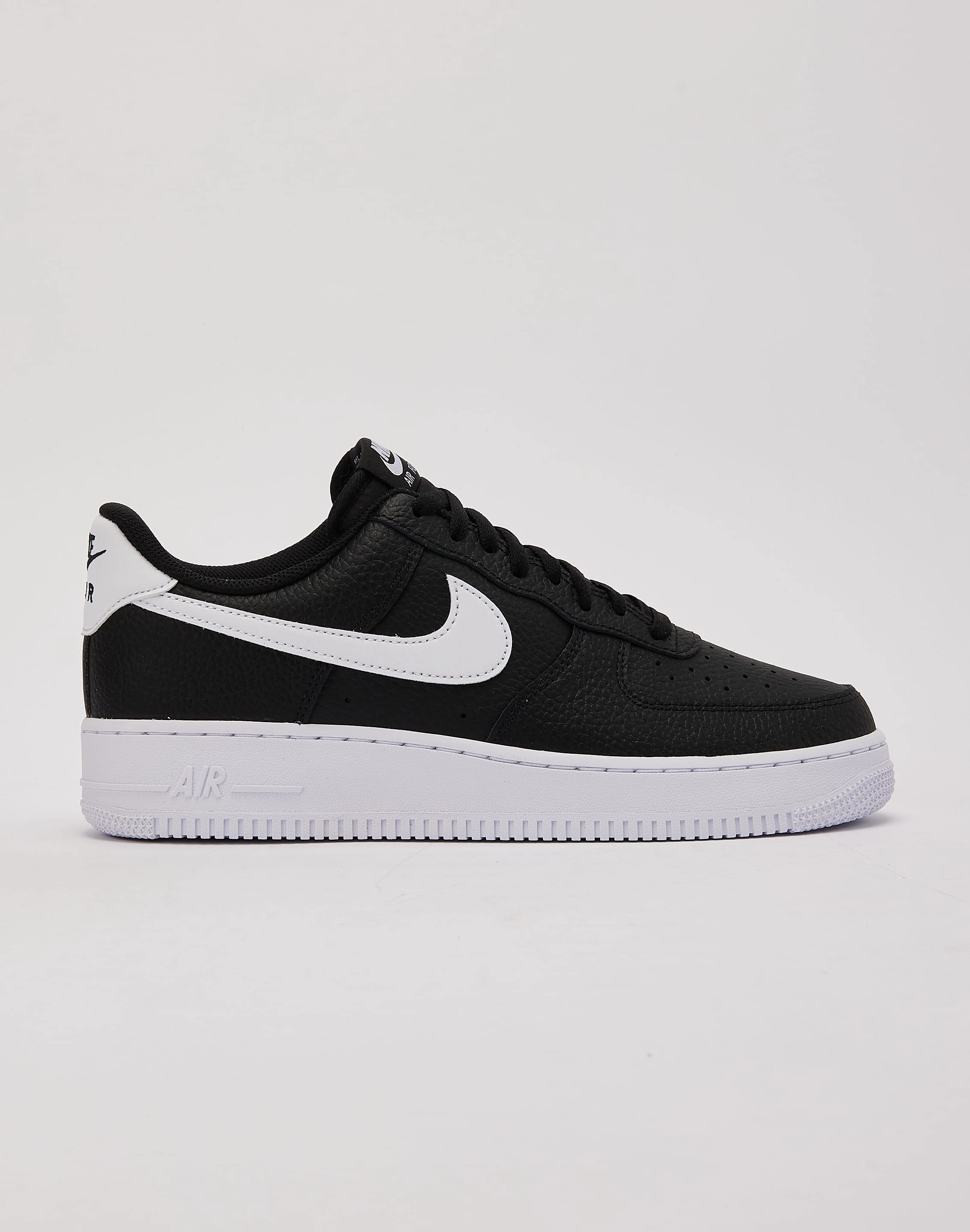 Fashion trends by region Nike Air Force 1 '07 Low Fashion models