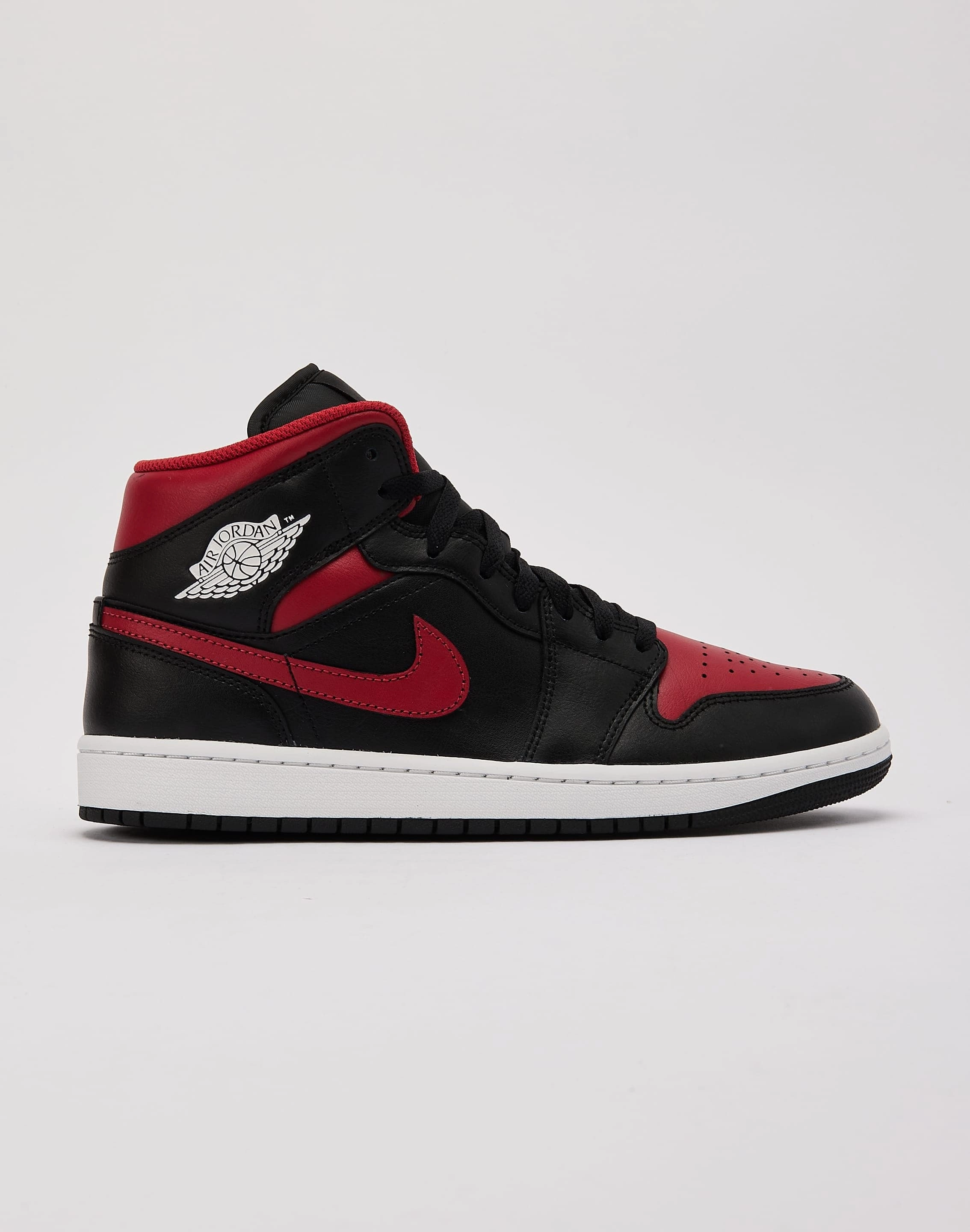Fashion trends Jordan  Air Jordan 1 Mid Retro fashion finds