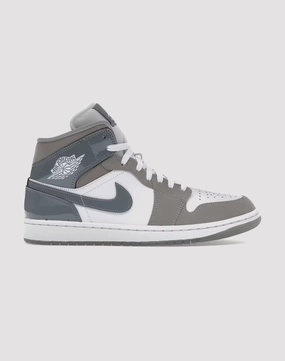 Fashion trends Jordan Air Jordan 1 Mid SE Smart casual wear