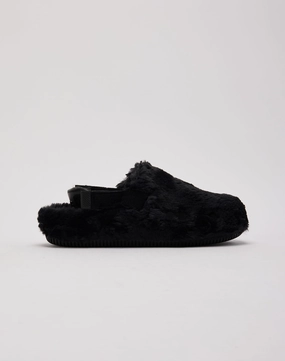 Fashion trends Nike Calm Mule SE Fashion for all ages