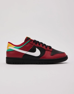 Fashionable options Nike Dunk Low 'Biker Tattoos' Minimalist fashion