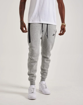 Fashionable options Nike Tech Fleece Slim-Fit Joggers Fashionable goods