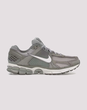 Formal wear selections Nike Zoom Vomero 5 Everyday wear