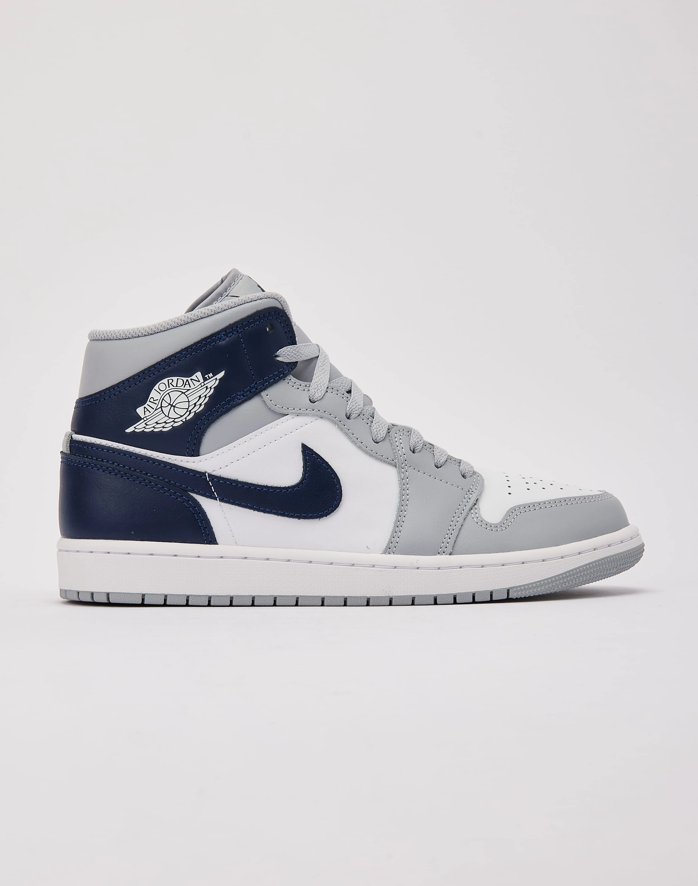 Free shipping offers Jordan Air Jordan 1 Mid Beachwear items