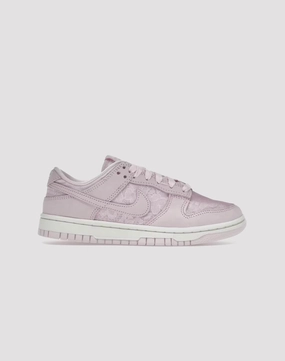 Hip - hop fashion Nike Dunk Low Preppy style items