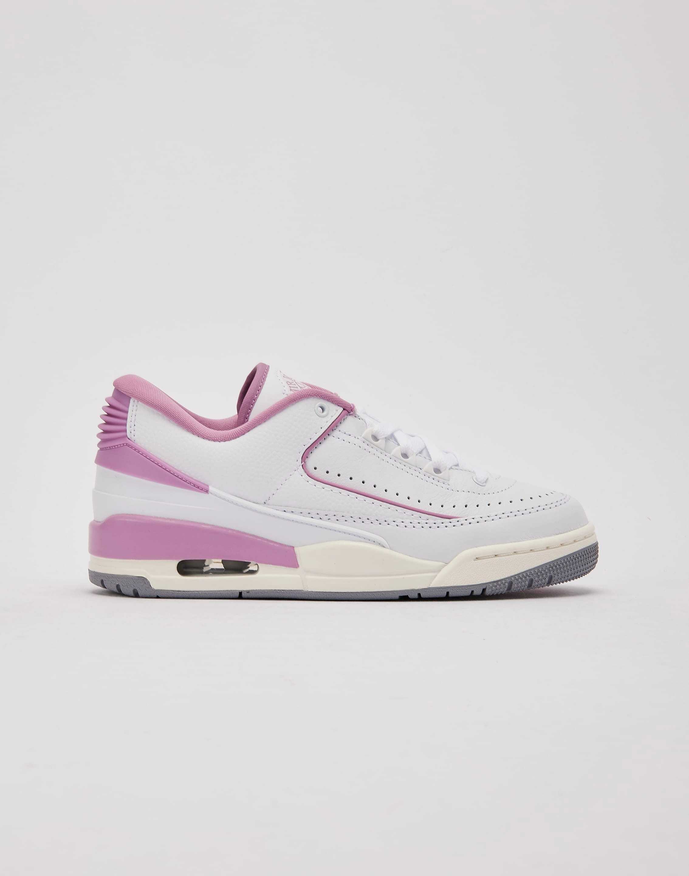 Jordan 2/3 Embroidered fashion Fashion forecasting