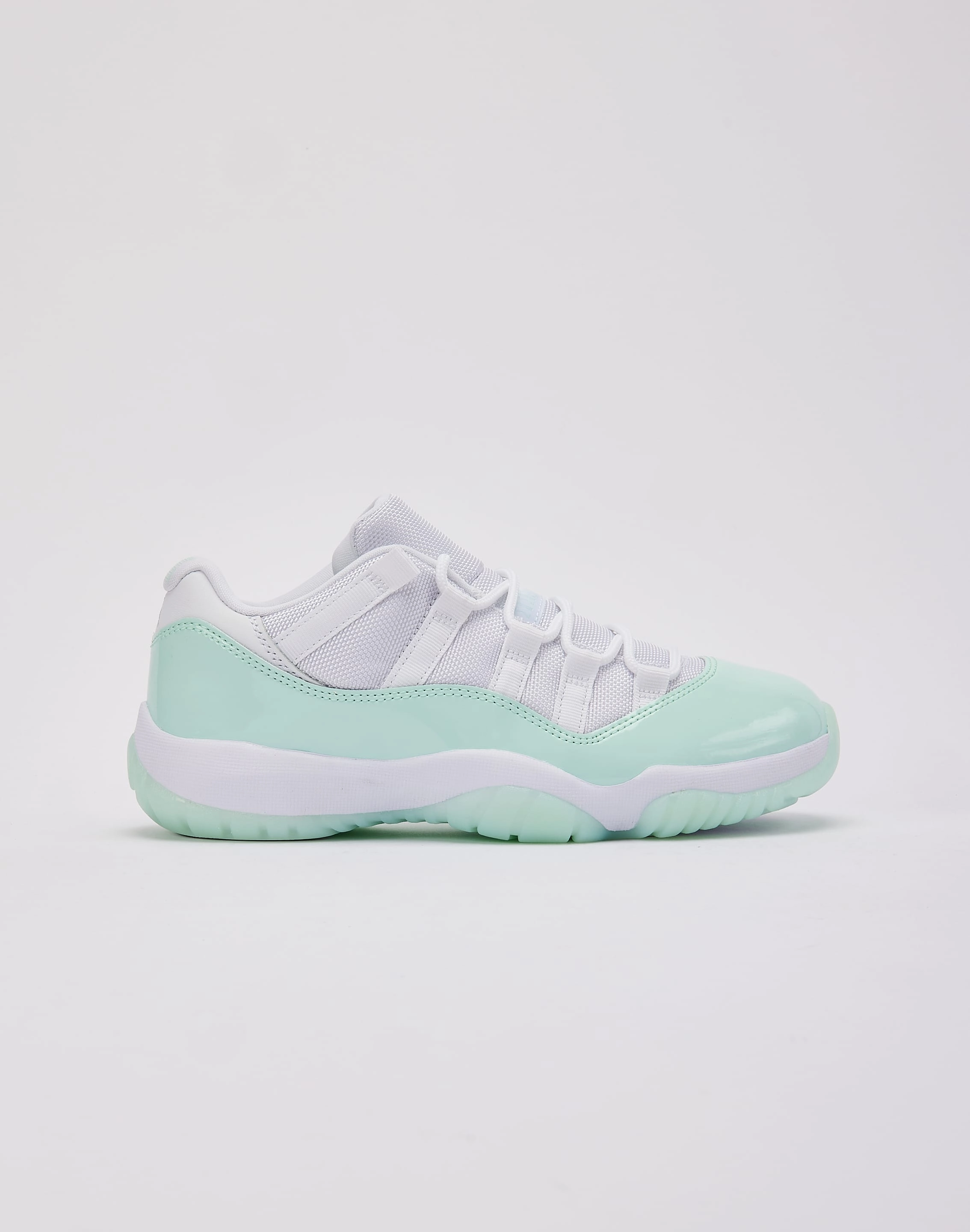 Fashion forecasting Jordan Air Jordan 11 Retro Low 'Igloo' Apparel finds