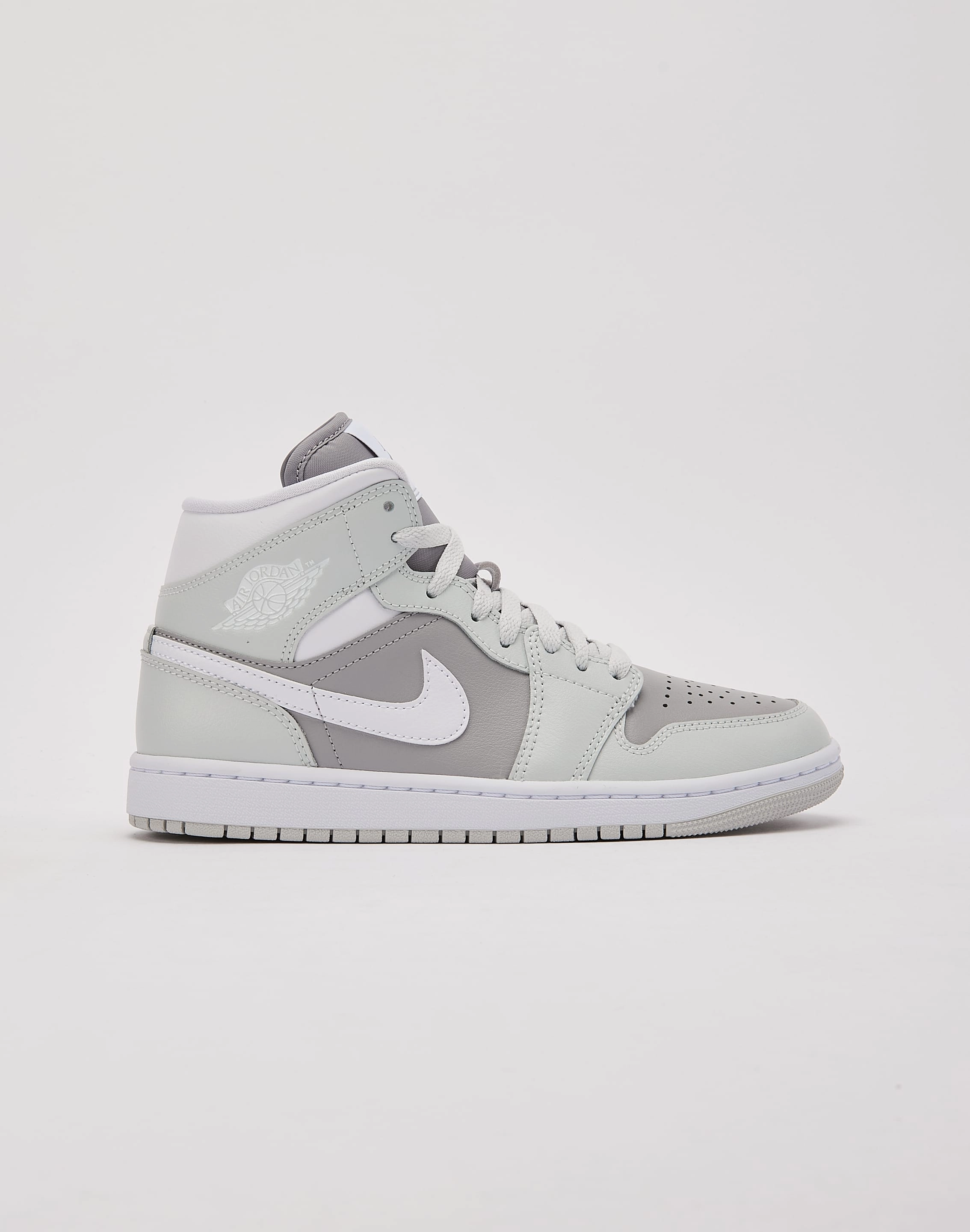 Jordan Air Jordan 1 Mid Fashion culture Smart casual wear