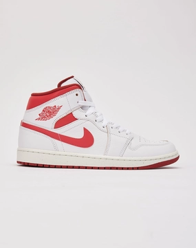 Jordan Air Jordan 1 Mid SE Fashion influencers' recommendations Bohemian style items